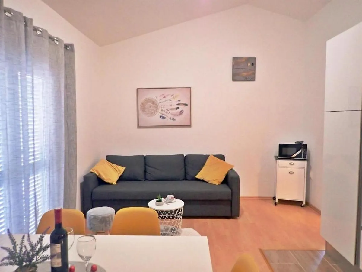Apartments By The Sea Seline, Paklenica - 21208