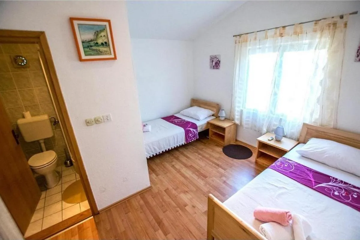 Apartments By The Sea Seline, Paklenica - 21208