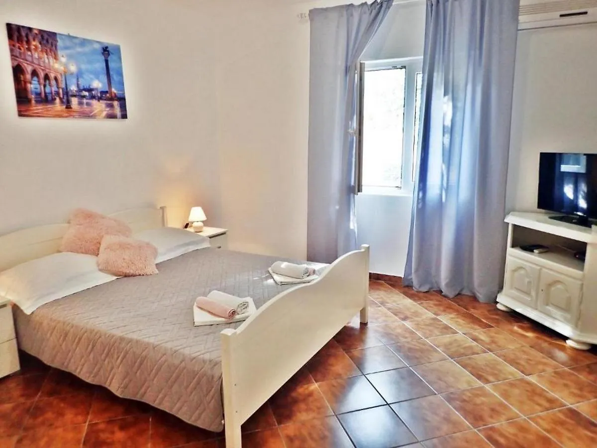 Apartments By The Sea Seline, Paklenica - 21208 Seline