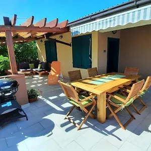Apartman Mia, Seline